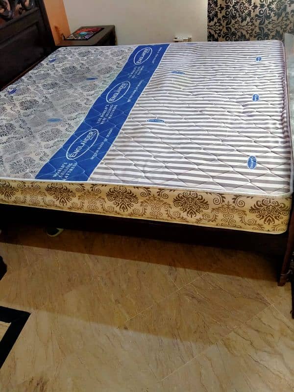 almost new medicated matress 5