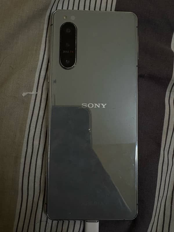 sony xperia 5 mark 2 1