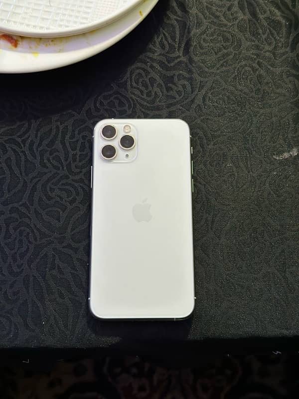 Iphone 11 pro (PTA) 4