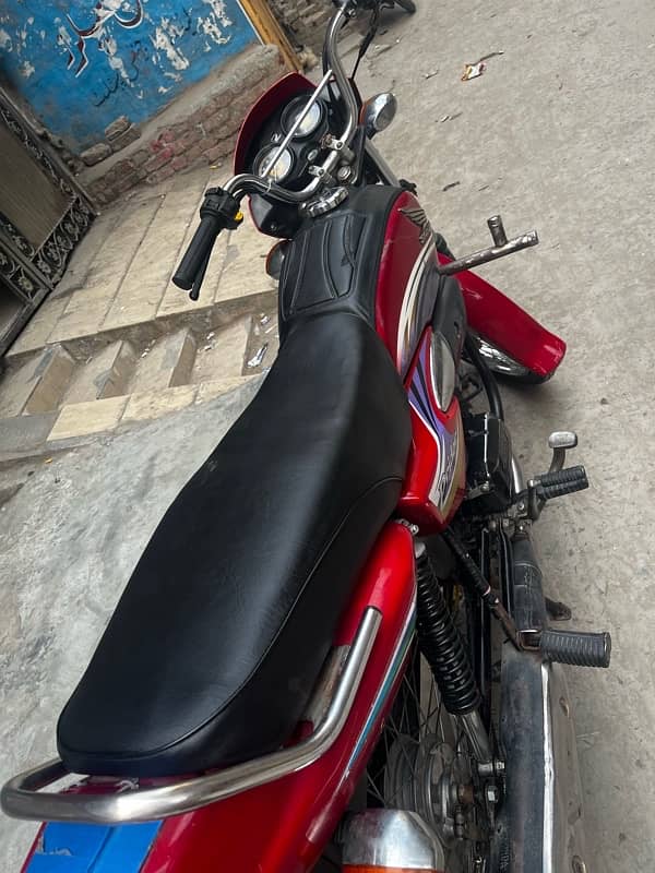 Honda Pridor 70 Bike 2014 1