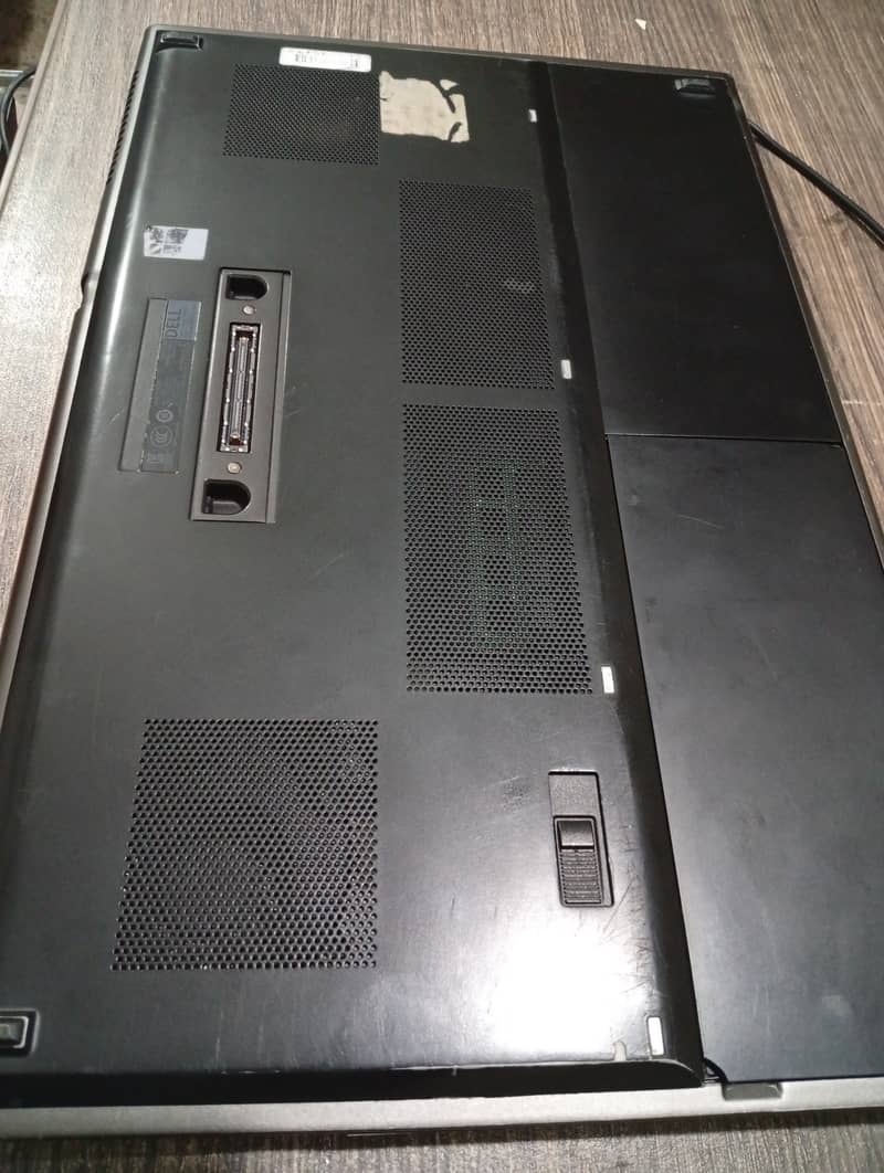 DELL M6800 4TH GEN 16GB/128SSD / 500 GB / 4GB NVIDIA LUSH CONDITION 11