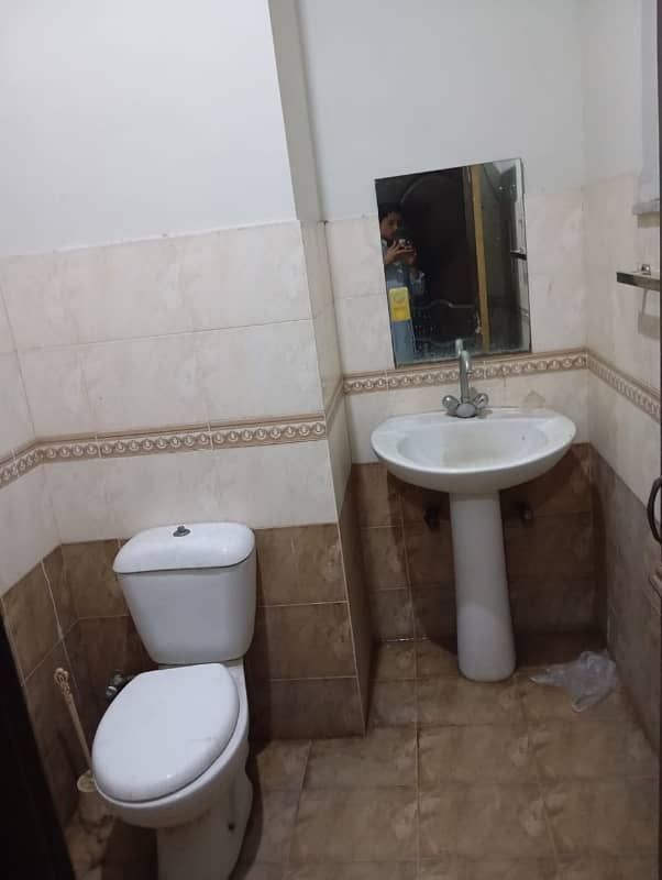 2 Bed Flat For Rent In Heart Of Bahria Town Gulmohar Block 3