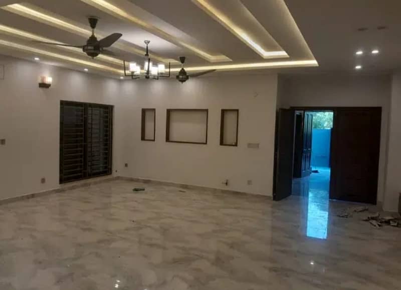 1 Kanal Brand New House For Rent Near Imtiaz Store 5