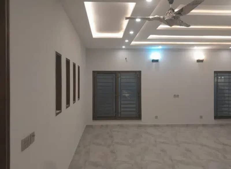 1 Kanal Brand New House For Rent Near Imtiaz Store 35