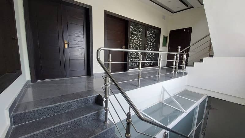 1 Kanal Upper Portion For Rent 11