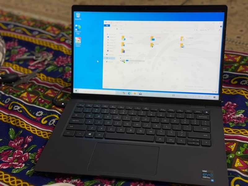 Dell Latitude 7420 2