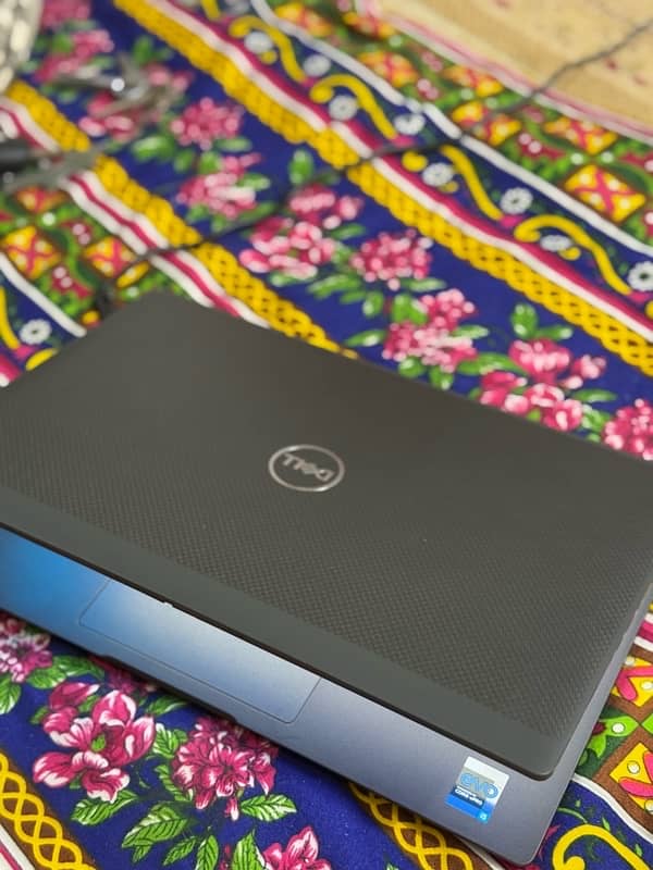 Dell Latitude 7420 3