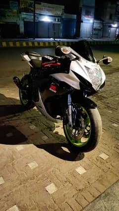 Suzuki GSX-R 750 2012 model facelift