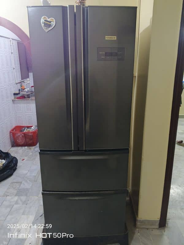 Double Door Kenwood Fridge 1