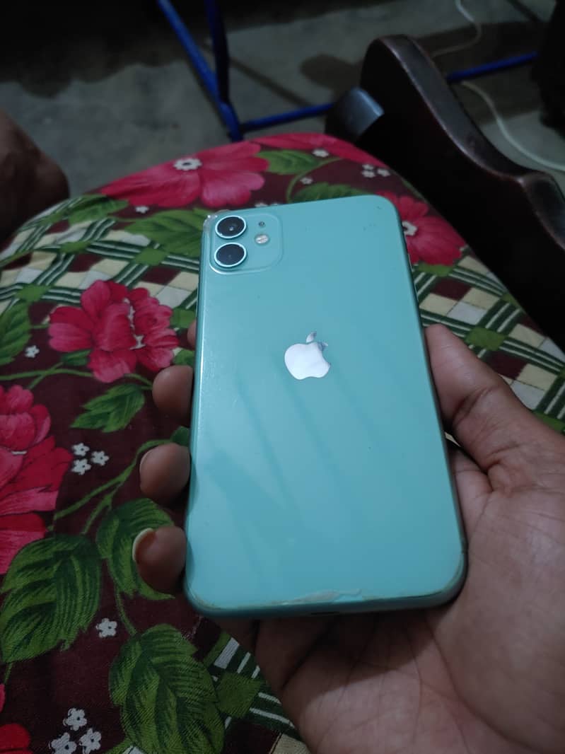 IPhone 11 NON PTA 128GB 6