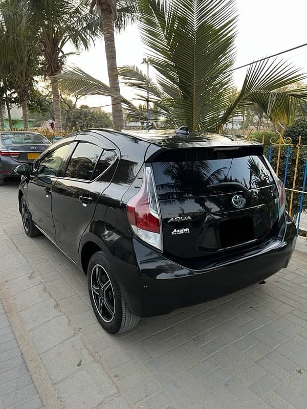 Toyota Aqua 16/19 urgent sell, in reasonable price 8