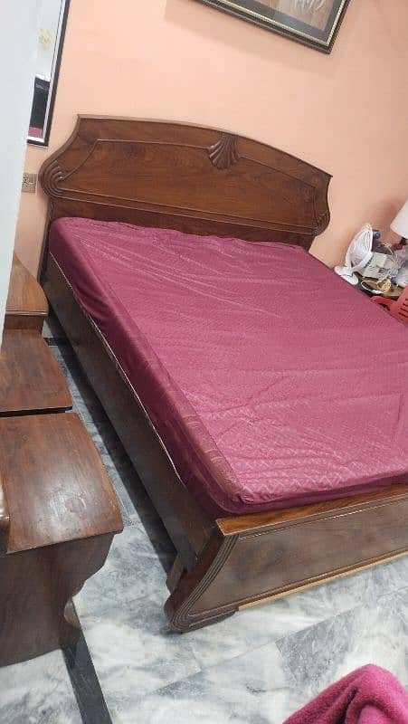 Wooden Bed Set Solid 11