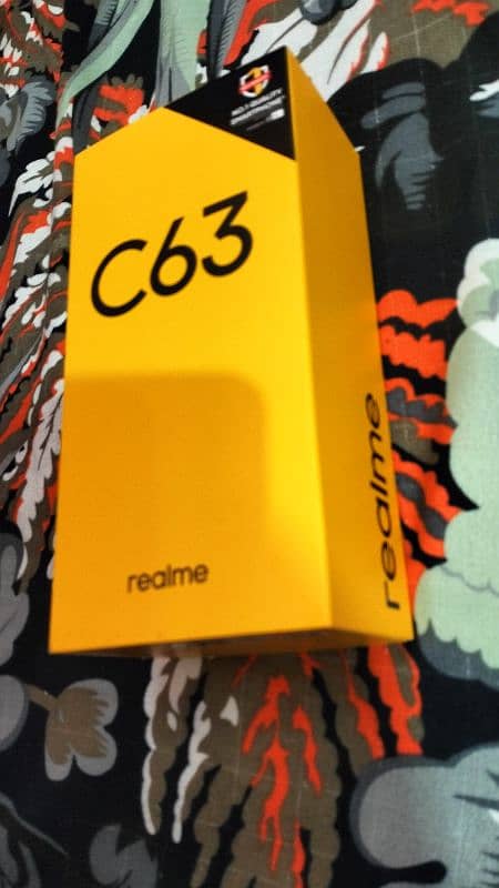 realme C63 8