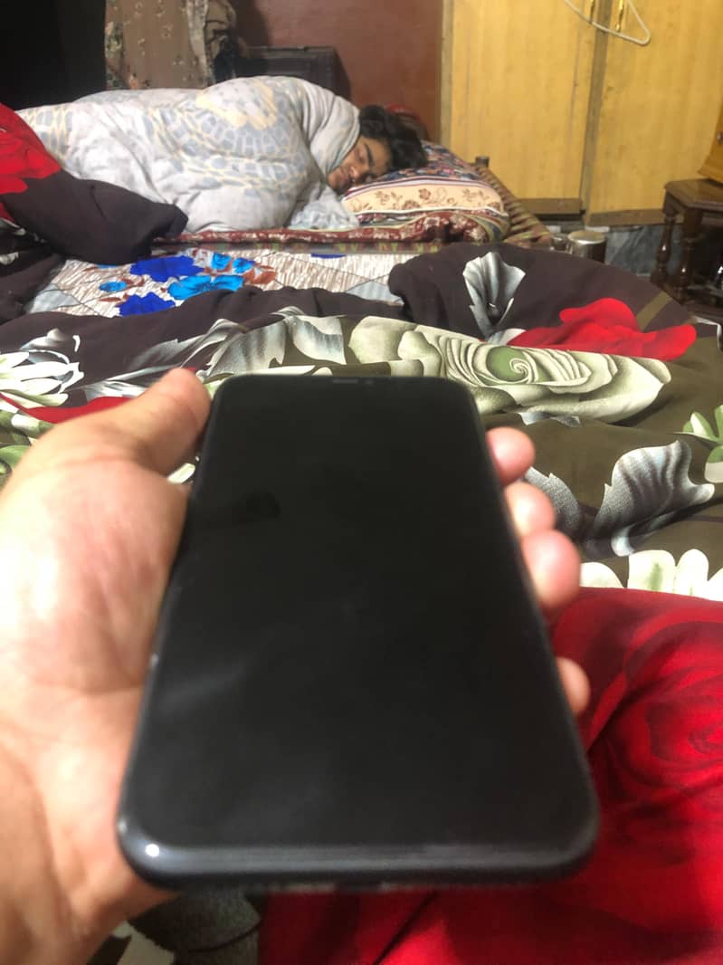 Apple iPhone 11 jv 64 gb 3