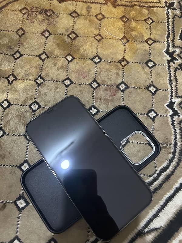 iPhone 12 Pro Max 256 GB 100% BH Non PTA (JV) 1