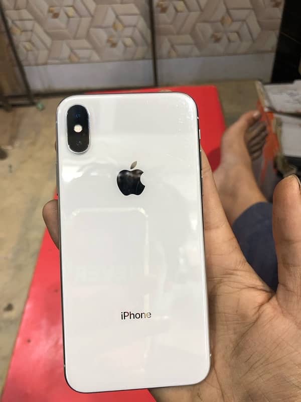 IPHONE X (256) GB 1