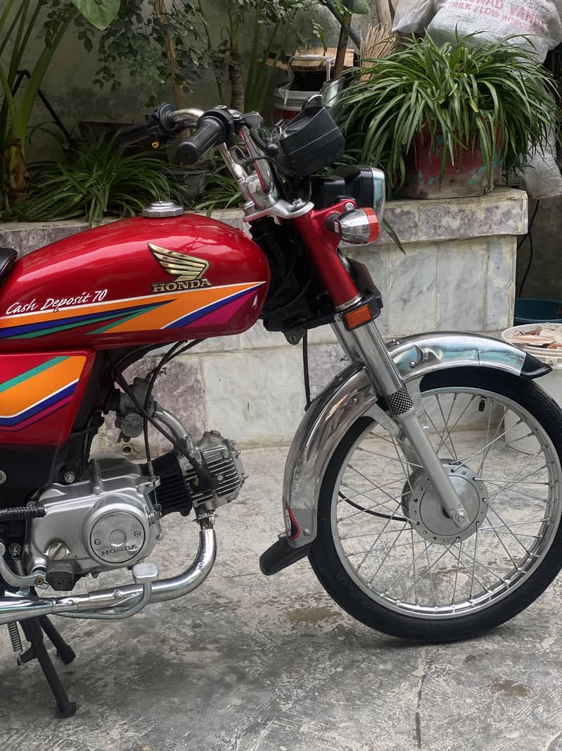 Honda CD70 (2012) Lush Condition like zero meter 7