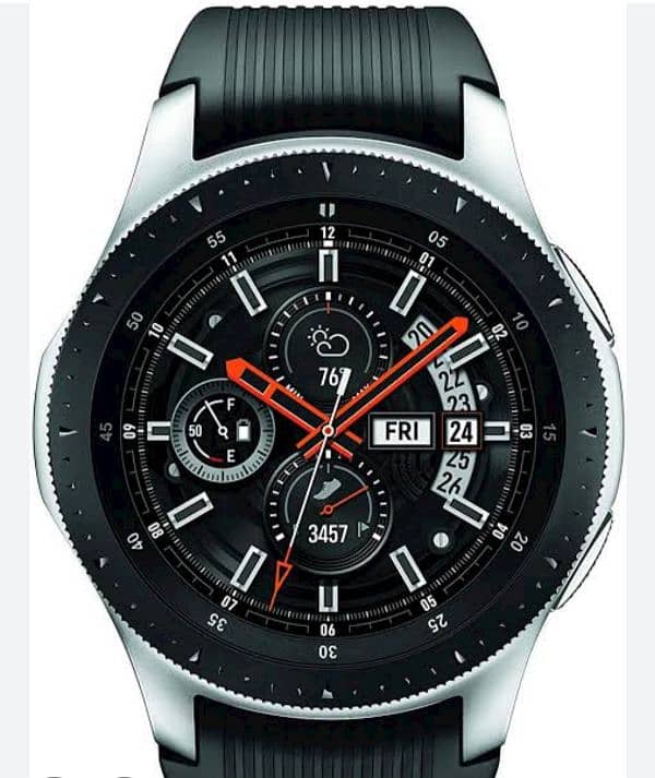 Silver color 46mm Samsung Gear Watch 0