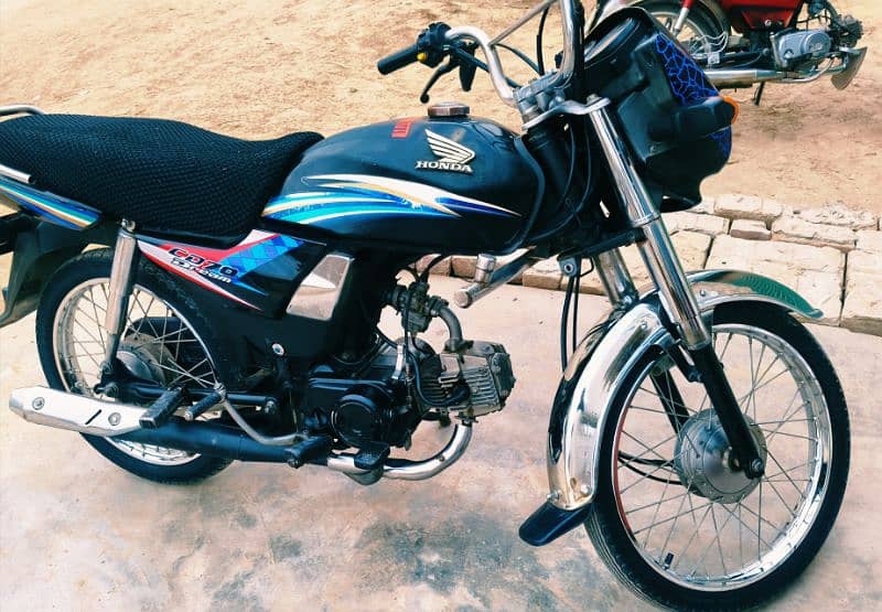 Honda Dream CD70 2014 Condition 10/10 Black Beauty 3