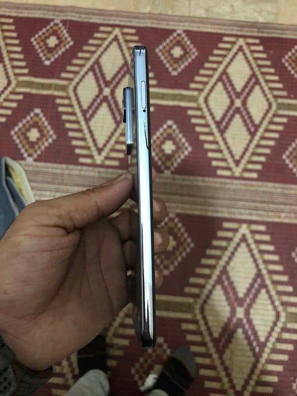 Infinix zero x pro 8+3 ram 128 gb memory 5