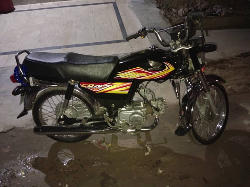 Honda CD 70 2020 3