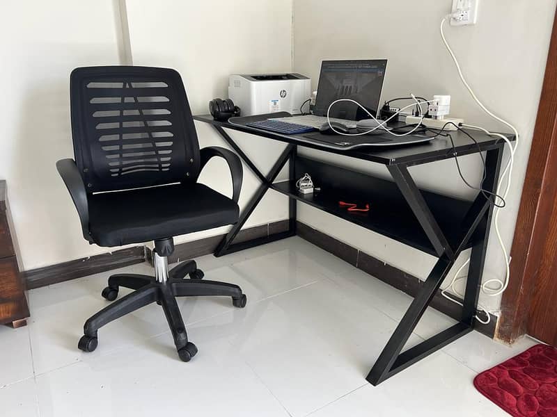 office tables,executive table,computer table gaming table, study table 9