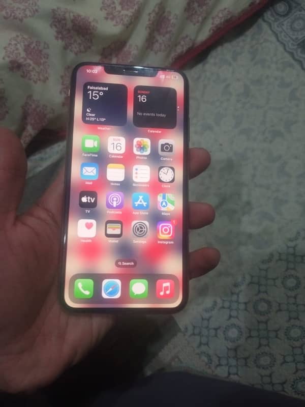 iPhone XS Max 64 gb dual sim 3