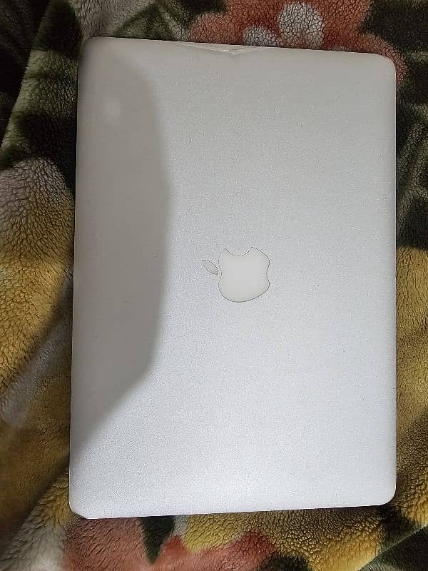 Macbook air 2011 0