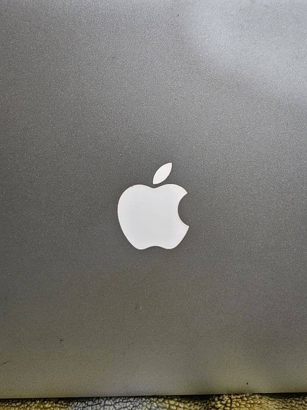 Macbook air 2011 4