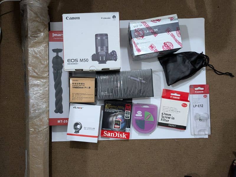 Canon M50|Sigma 16mn|Yongnuo 50mm|Accessories+boxes|details below. . . . . 3