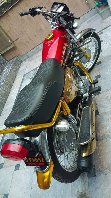 Honda CG 125 Self start special Golden addition 1