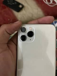 iPhone 11 Pro non-PTA golden