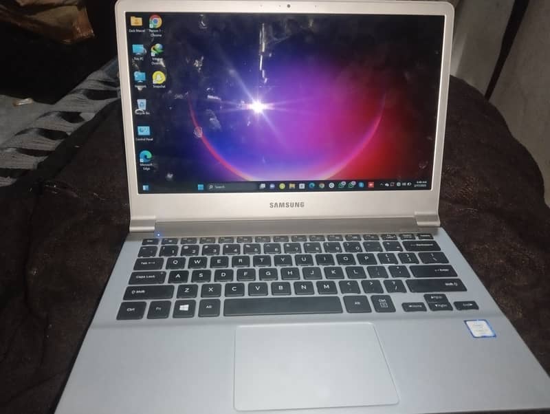 Samsung note book core i7 6th gen 4