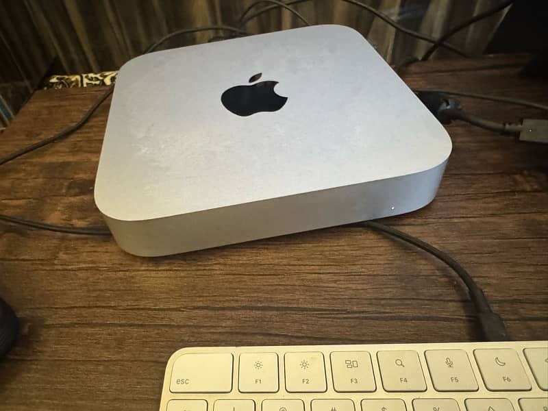 Mac Mini M1 2