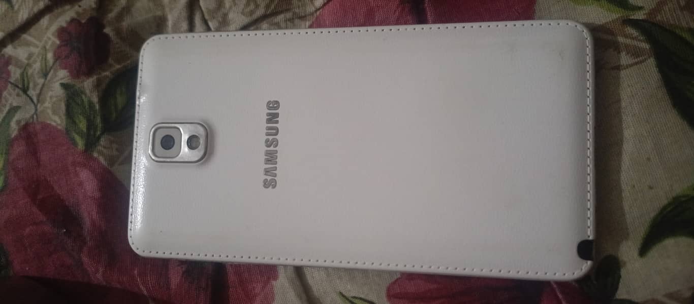 Samsung 3 GB 32 GB 2