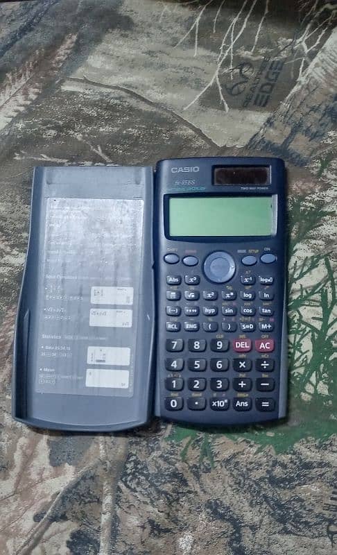 Casio calculator Fx-85ES 0