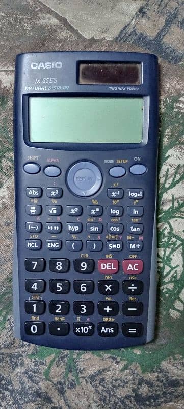 Casio calculator Fx-85ES 2