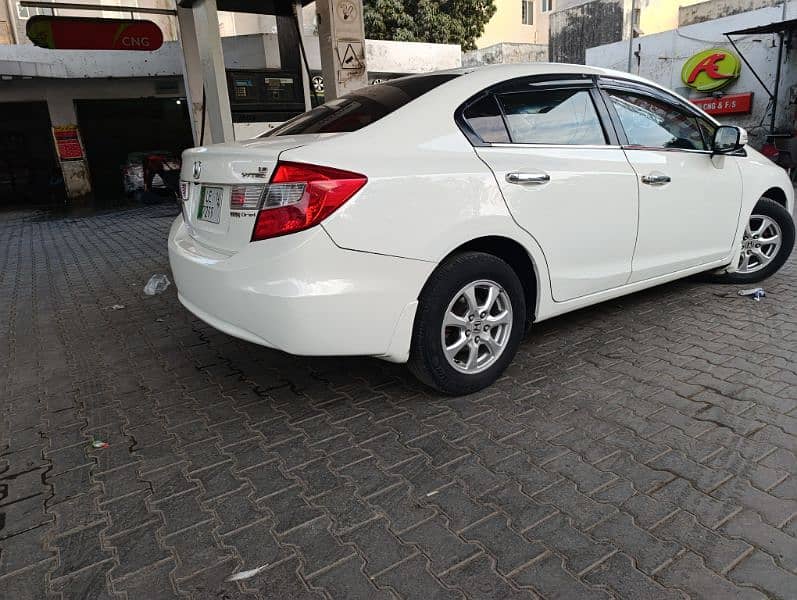 Honda Civic Oriel 2014 4