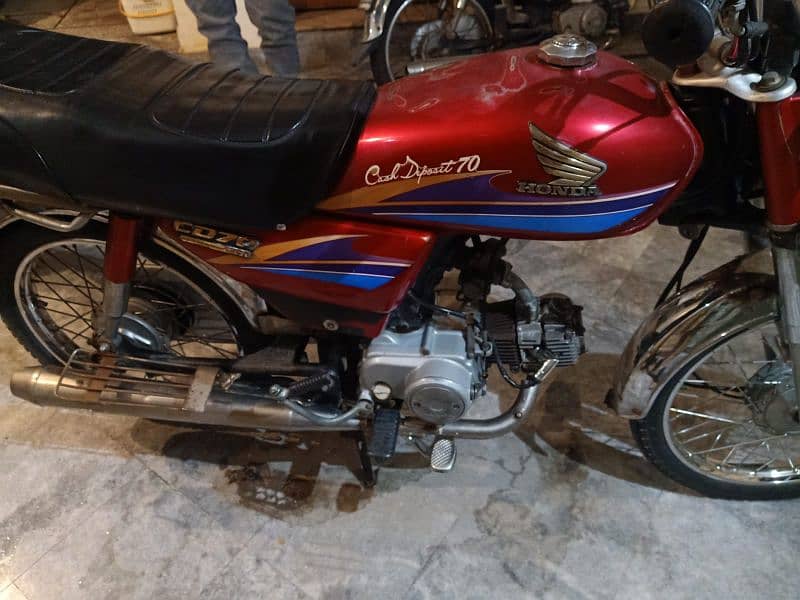 Honda CD 70 2007 Model 4