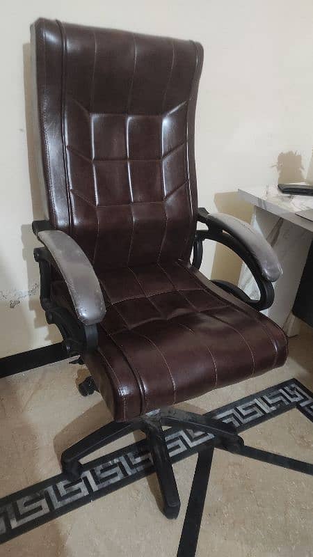 Executive Chair for office work 4