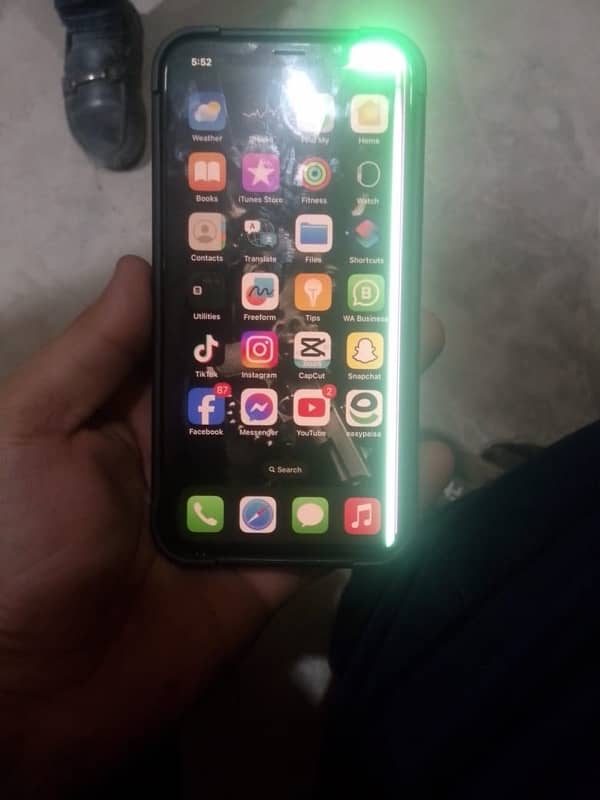 iPhone X… 0.3. 1.8. 5.1. 0.5.1.1. 7…. . WhatsApp 2