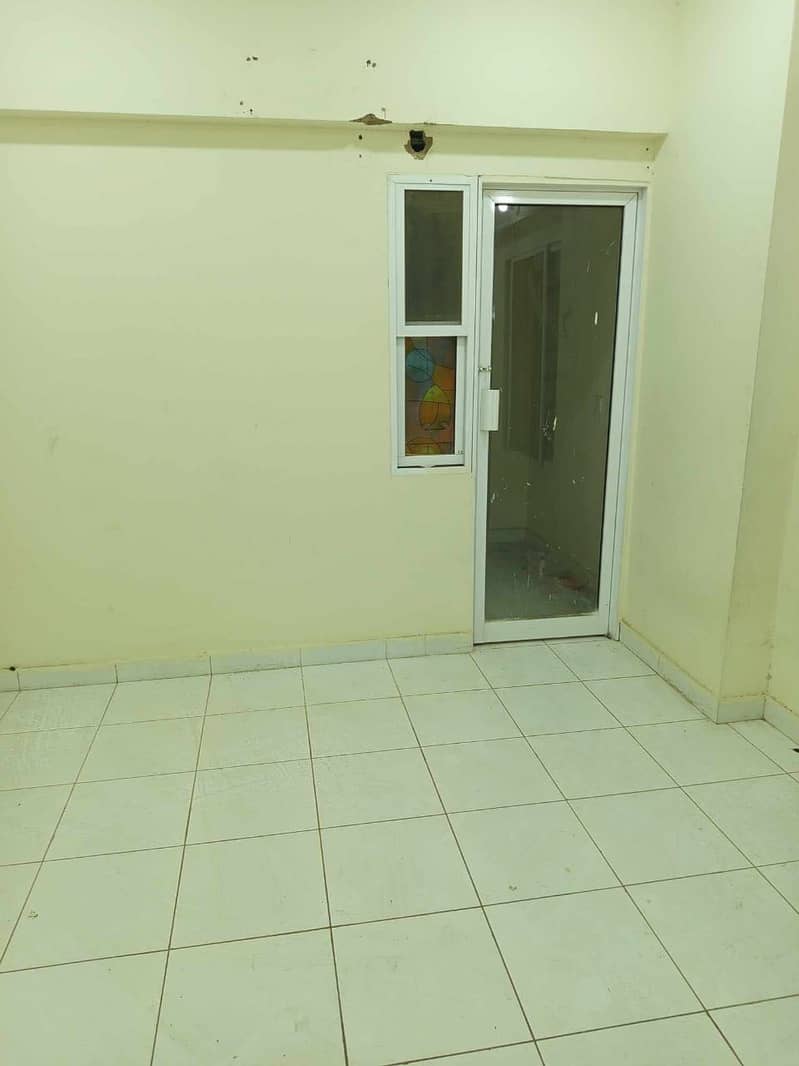 Flat For Sale Gohar Complex 4