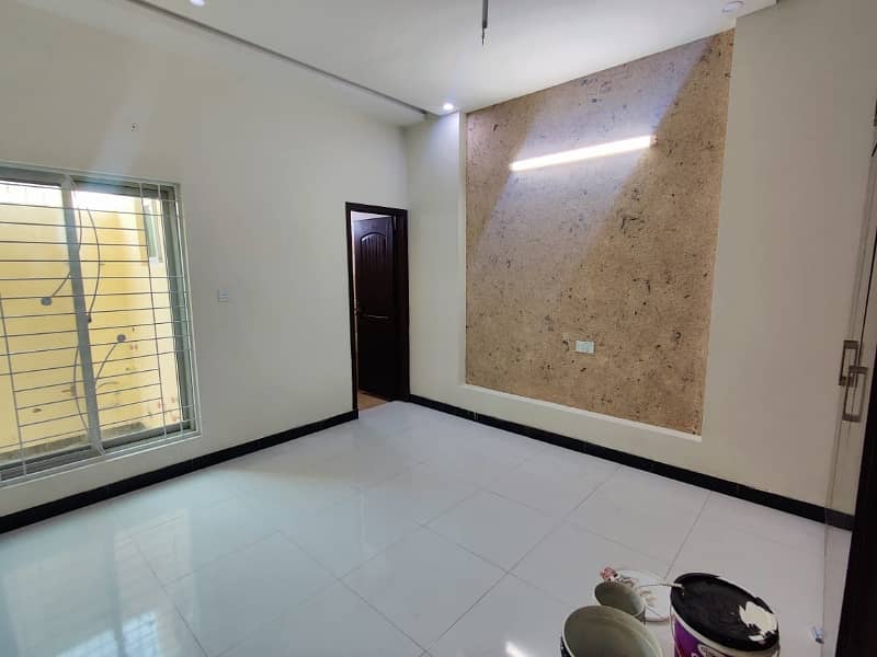 4 Marla double story tile floor house urgent for sale with Gas 10