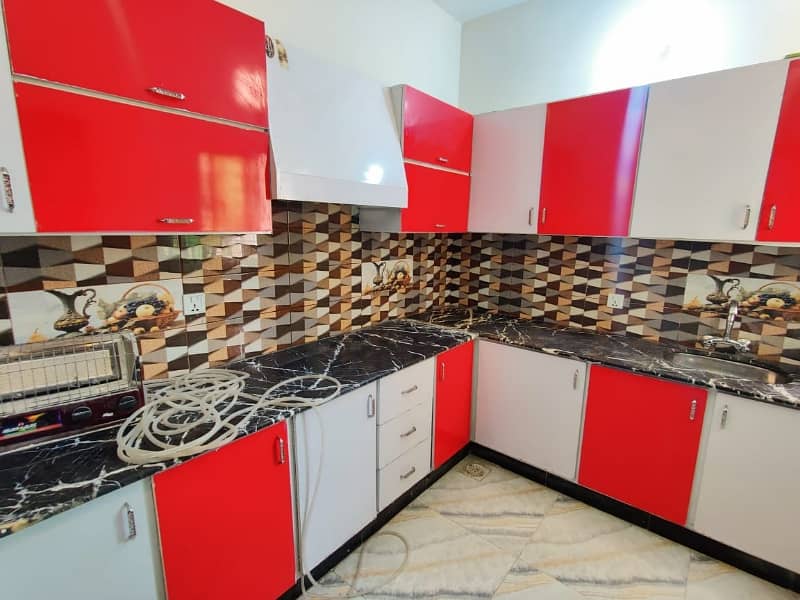 4 Marla double story tile floor house urgent for sale with Gas 19