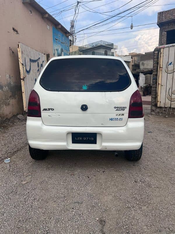 Suzuki Alto 2004 *(0300-5206365)* 5