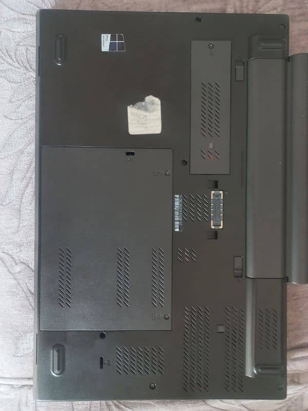 For sale Lenovo Workstation W541 with Nvidia Quadro K2100m 7