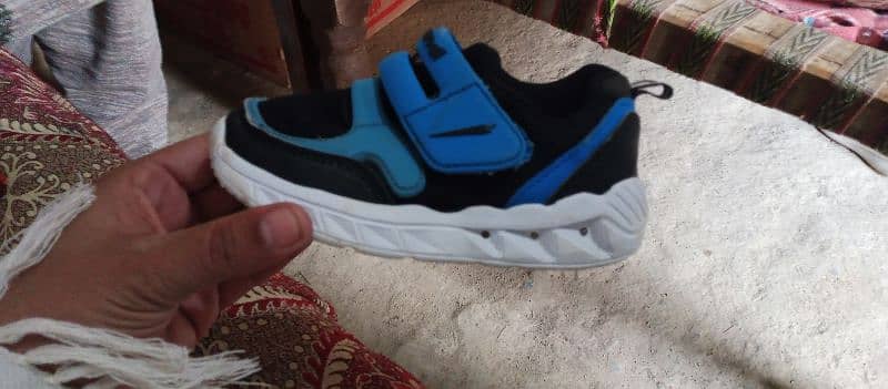 kid shoes 27 size 1