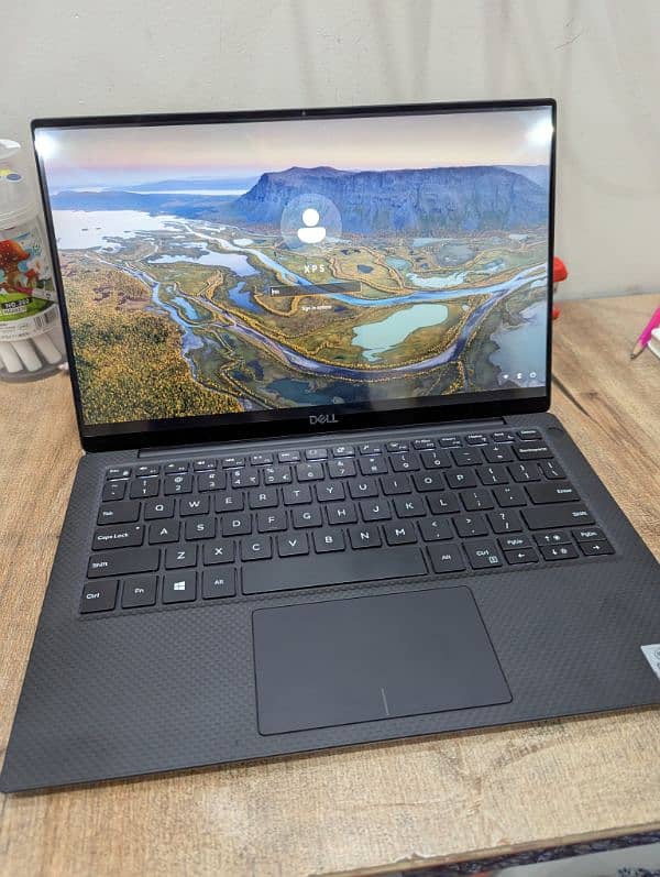 Dell XPS i7 10th gen 4k UHD Display 4