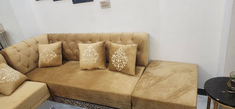 13 seater sofa for sale condition new 3