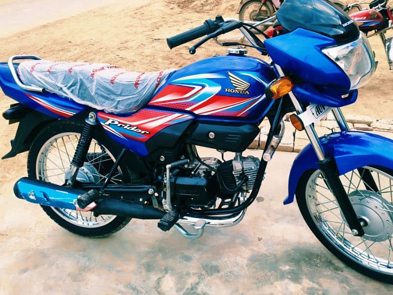 Honda Pridor100cc 2024 All Punjab Number Lush Condition 2025 sticker 1